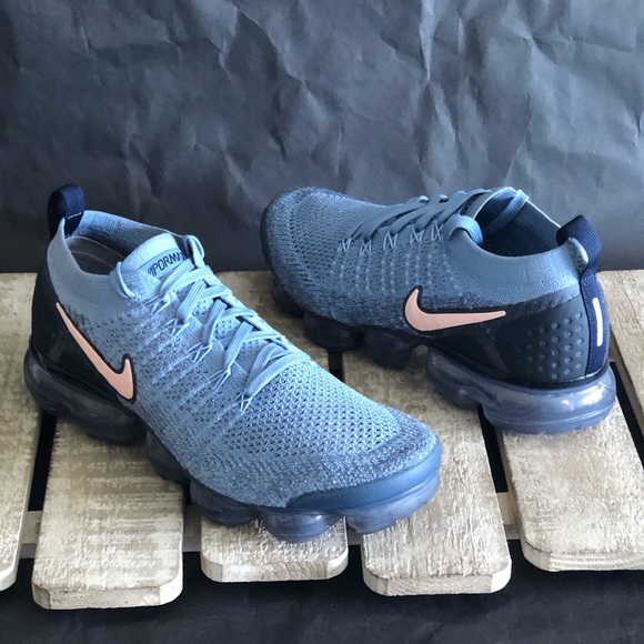 vapormax work blue